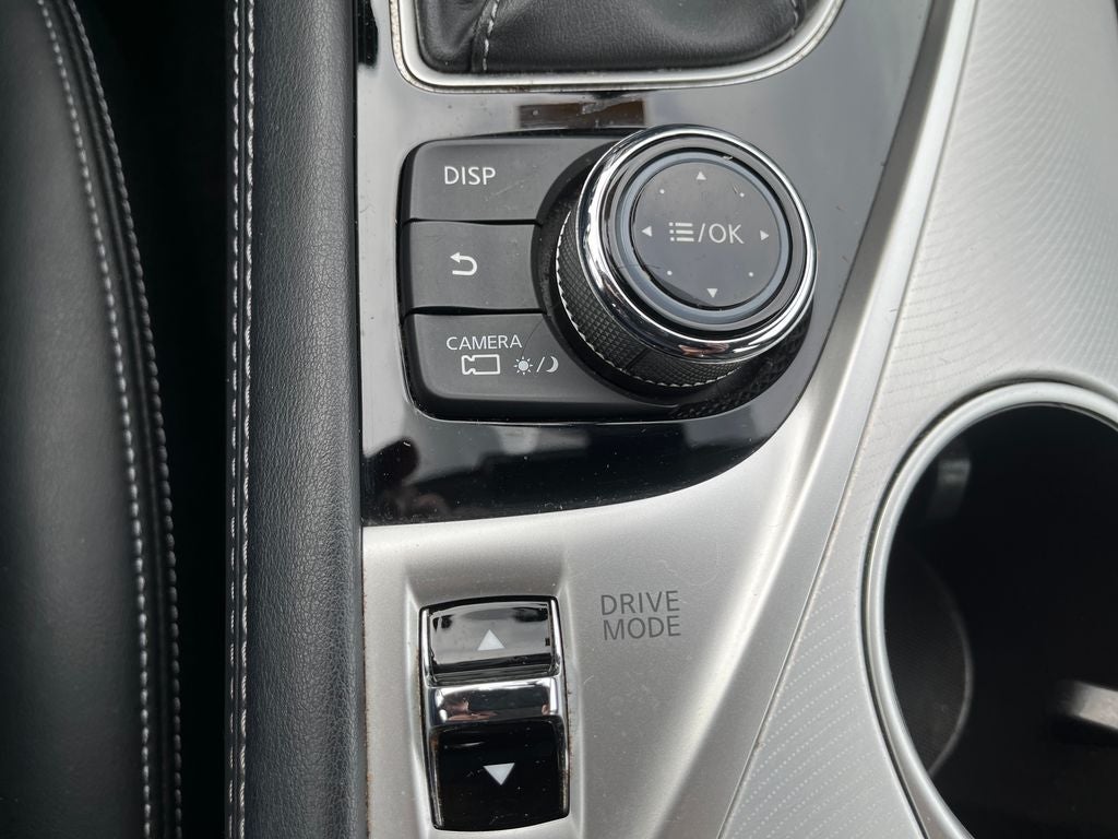 2022 INFINITI Q50 LUXE