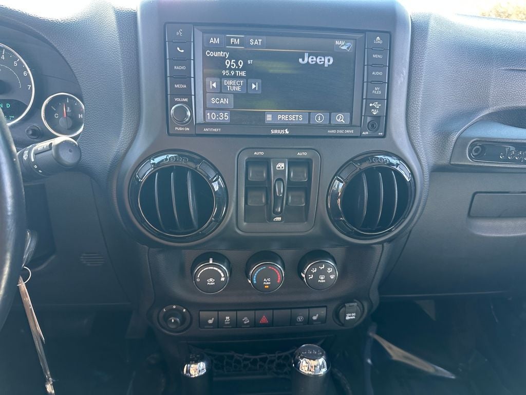 2015 Jeep Wrangler Unlimited Altitude