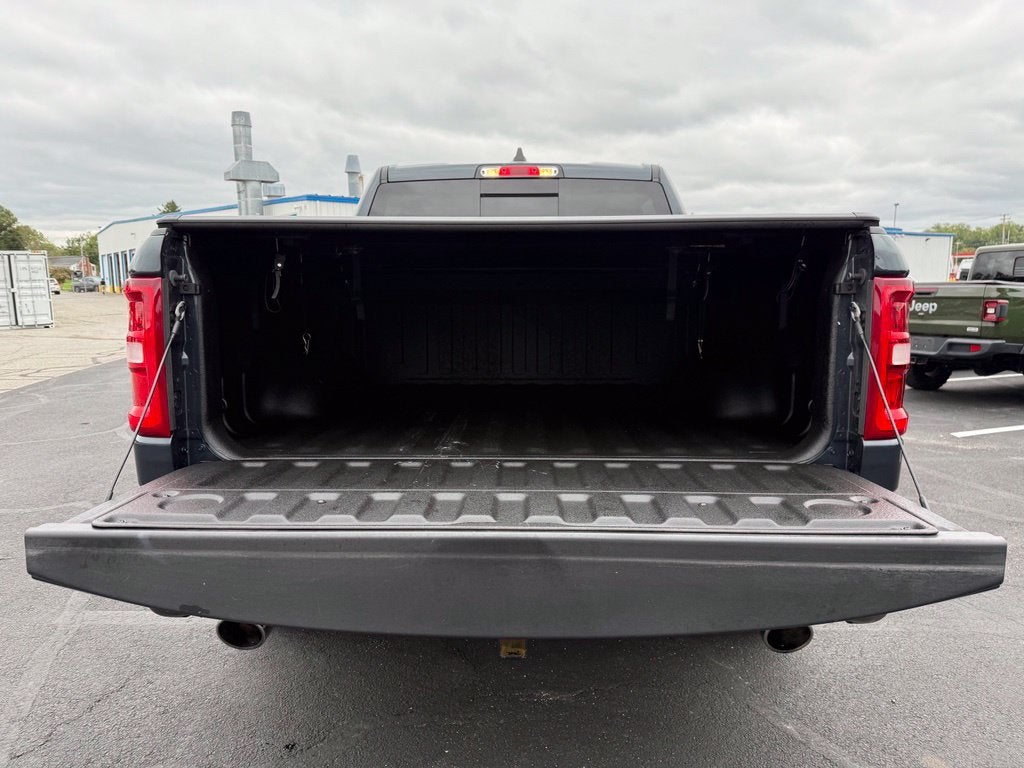 2025 RAM 1500 Big Horn Crew Cab 4x4 5'7' Box