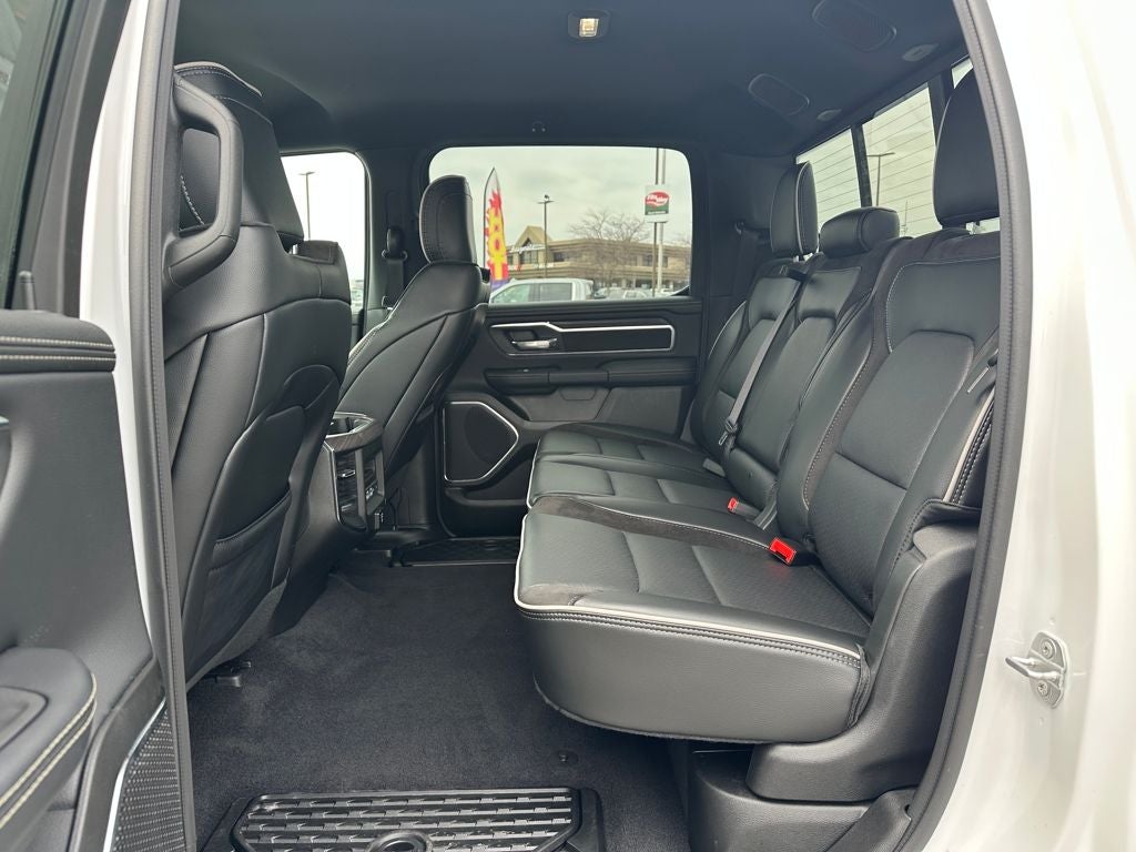 2026 RAM 1500 Laramie Crew Cab 4x4 5'7' Box