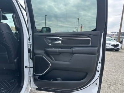 2026 RAM 1500 Laramie Crew Cab 4x4 5'7' Box