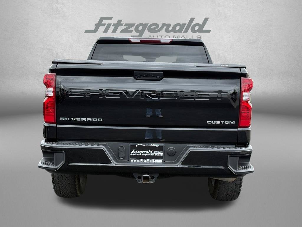 2023 Chevrolet Silverado 1500 4WD Crew Cab Short Bed Custom