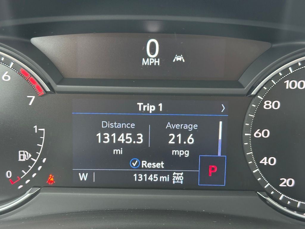 2023 Cadillac XT4 AWD Premium Luxury