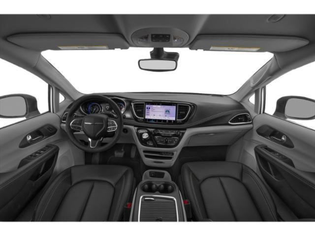 2024 Chrysler Pacifica Touring
