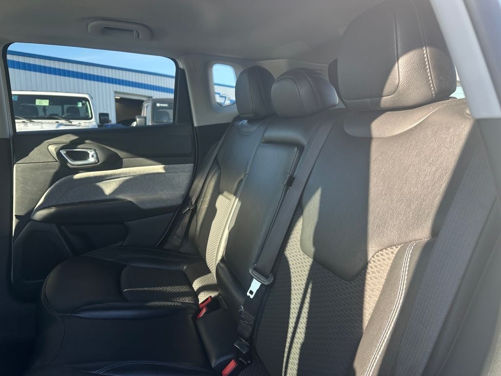 2022 Jeep Compass Latitude FWD