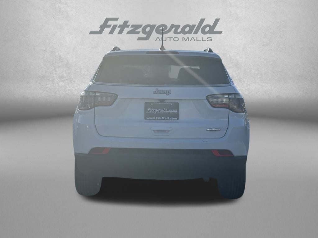 2022 Jeep Compass Latitude FWD