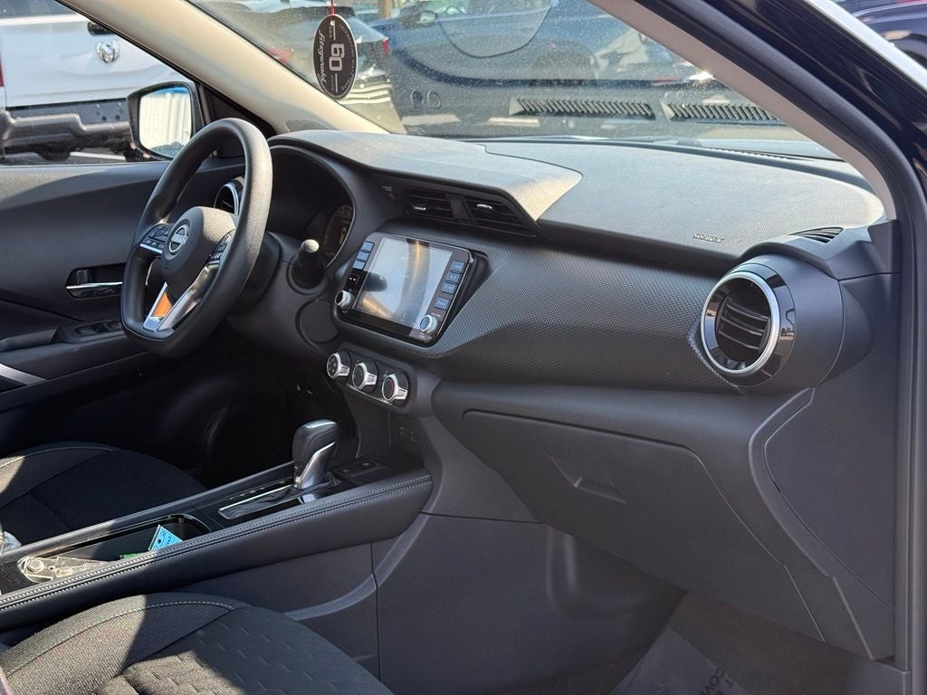 2023 Nissan Kicks SV Xtronic CVT