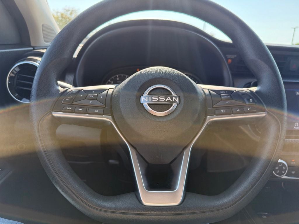 2023 Nissan Kicks SV Xtronic CVT