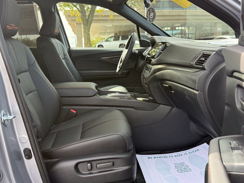 2025 Honda Passport AWD TrailSport
