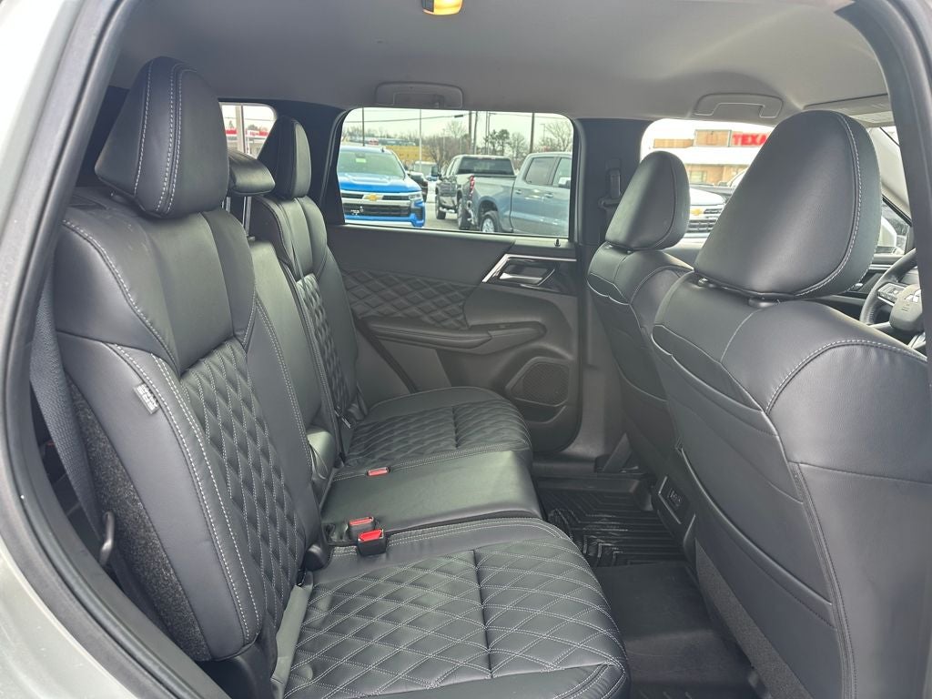 2022 Mitsubishi Outlander SEL