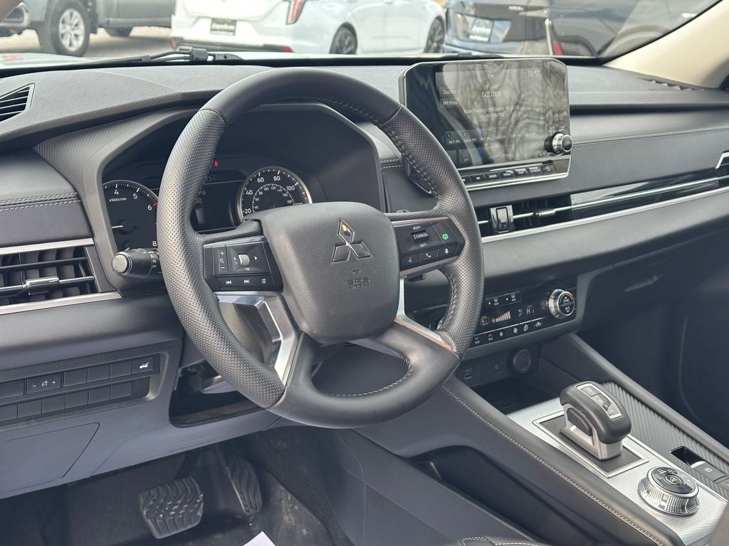 2022 Mitsubishi Outlander SEL