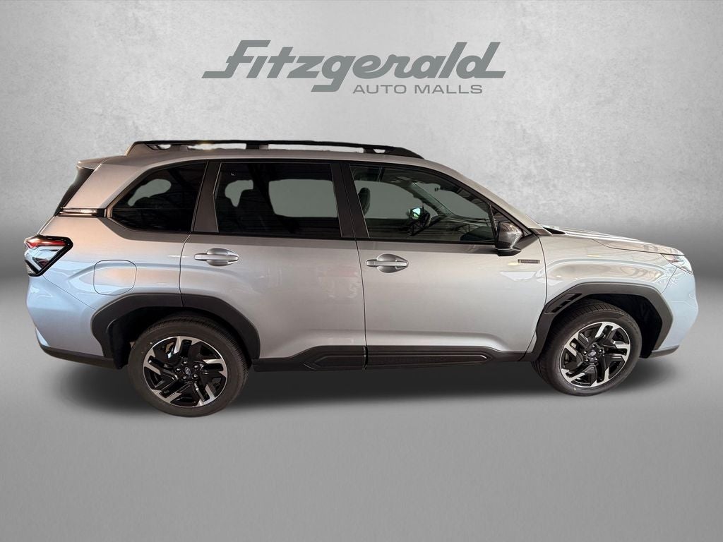 2026 Subaru FORESTER Premium Hybrid