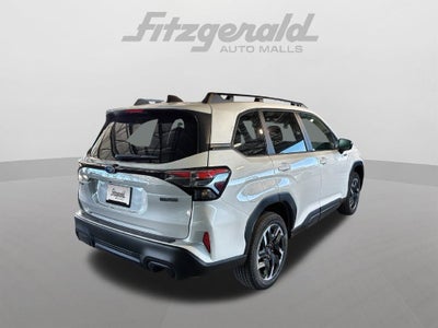2026 Subaru FORESTER Premium Hybrid