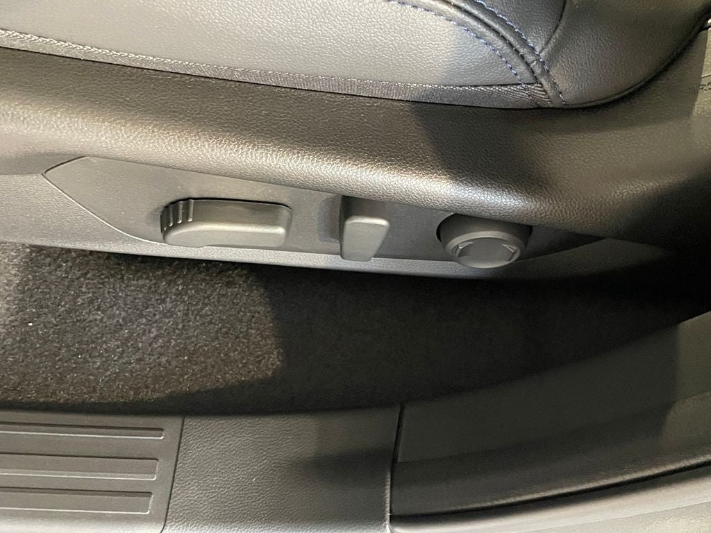 2025 Subaru FORESTER Limited Hybrid