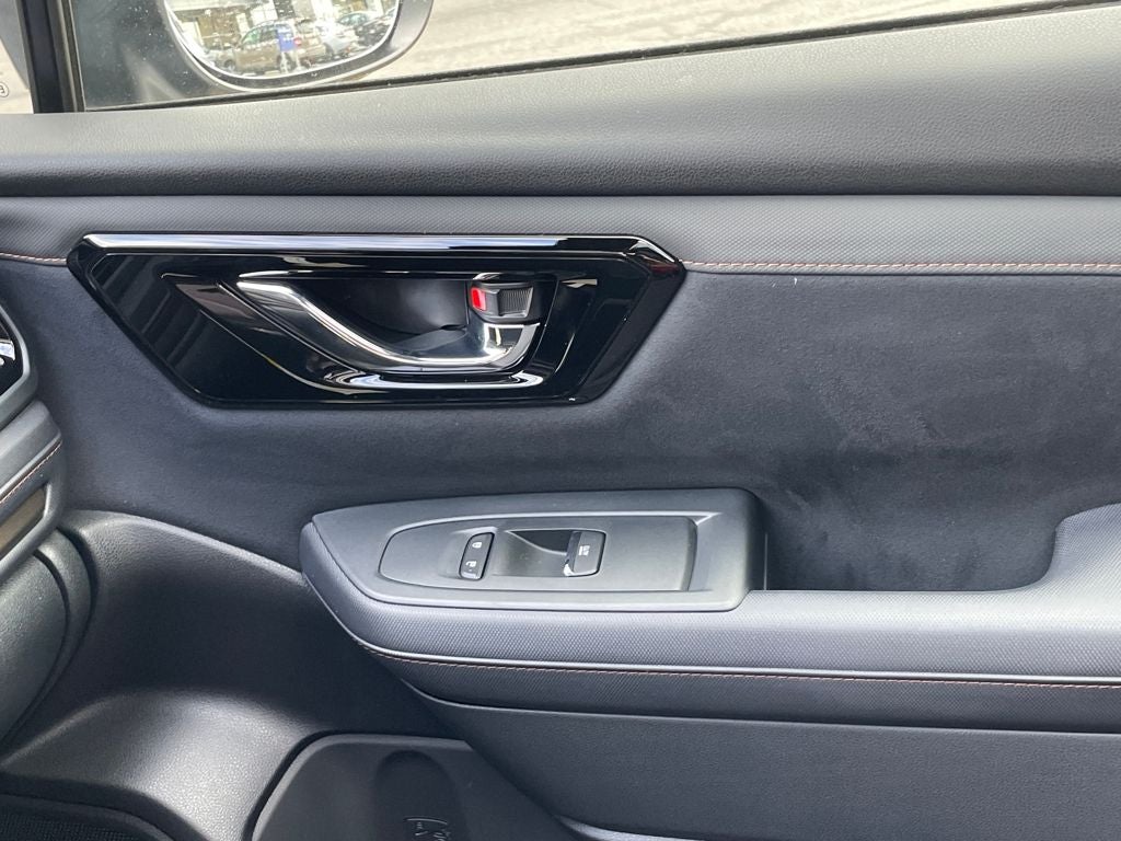 2025 Subaru FORESTER Touring Hybrid