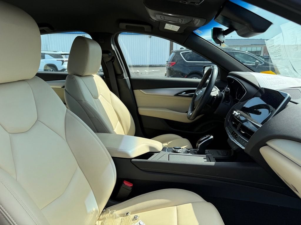 2021 Cadillac CT5 Luxury