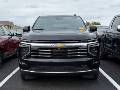 2025 Chevrolet Suburban LT
