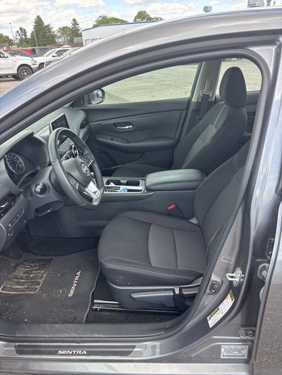 2024 Nissan Sentra SV Xtronic CVT