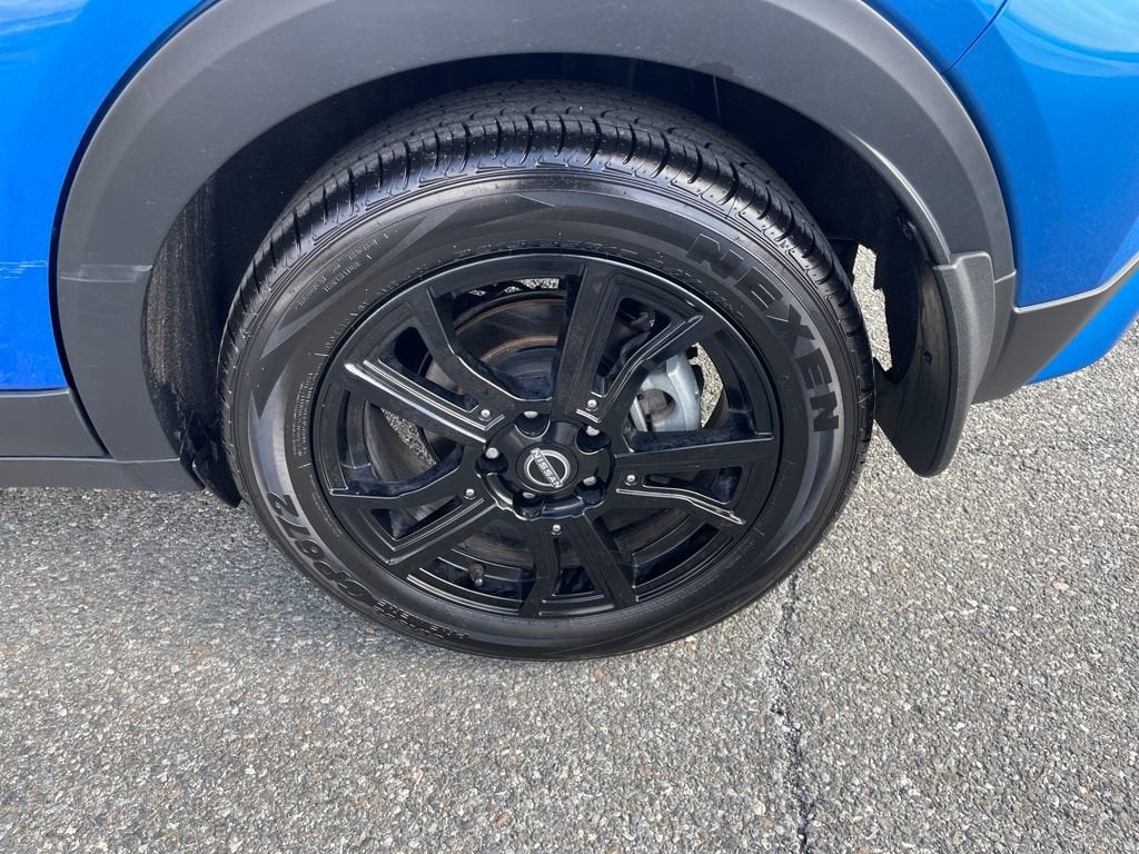 2023 Nissan Kicks SR Xtronic CVT