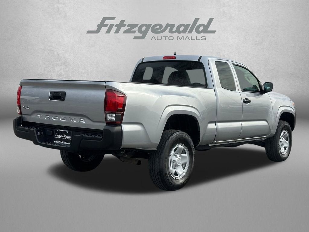 2022 Toyota Tacoma SR