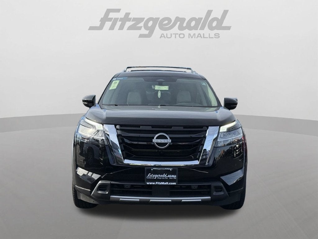2024 Nissan Pathfinder SL 4WD