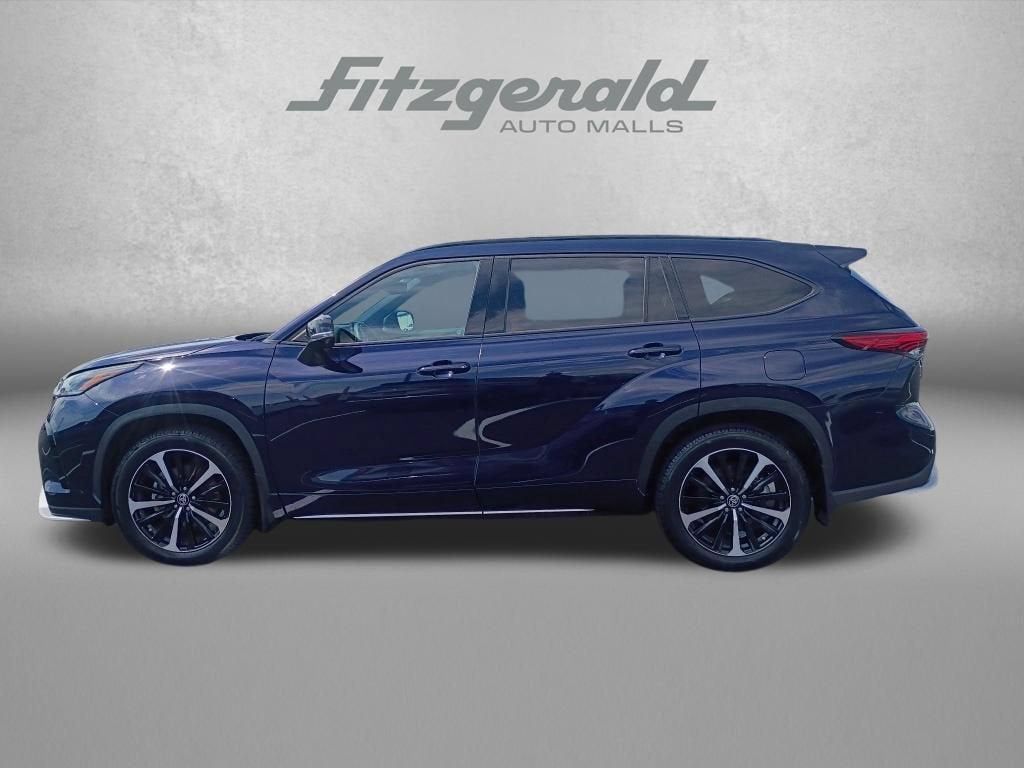 2022 Toyota Highlander XSE