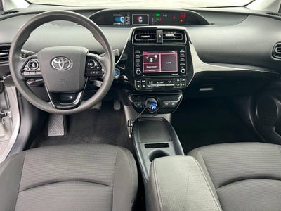 2022 Toyota Prius XLE