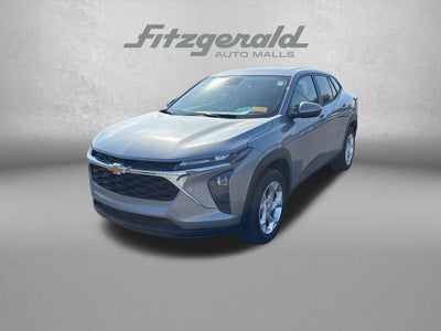 2025 Chevrolet Trax LS