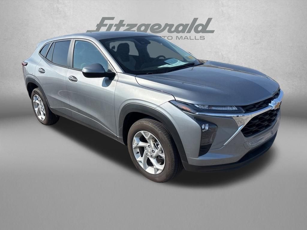 2025 Chevrolet Trax LS