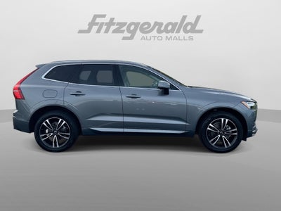2021 Volvo XC60 T5 Momentum