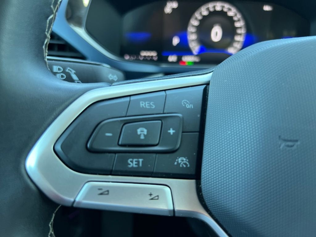 2024 Volkswagen Taos SE