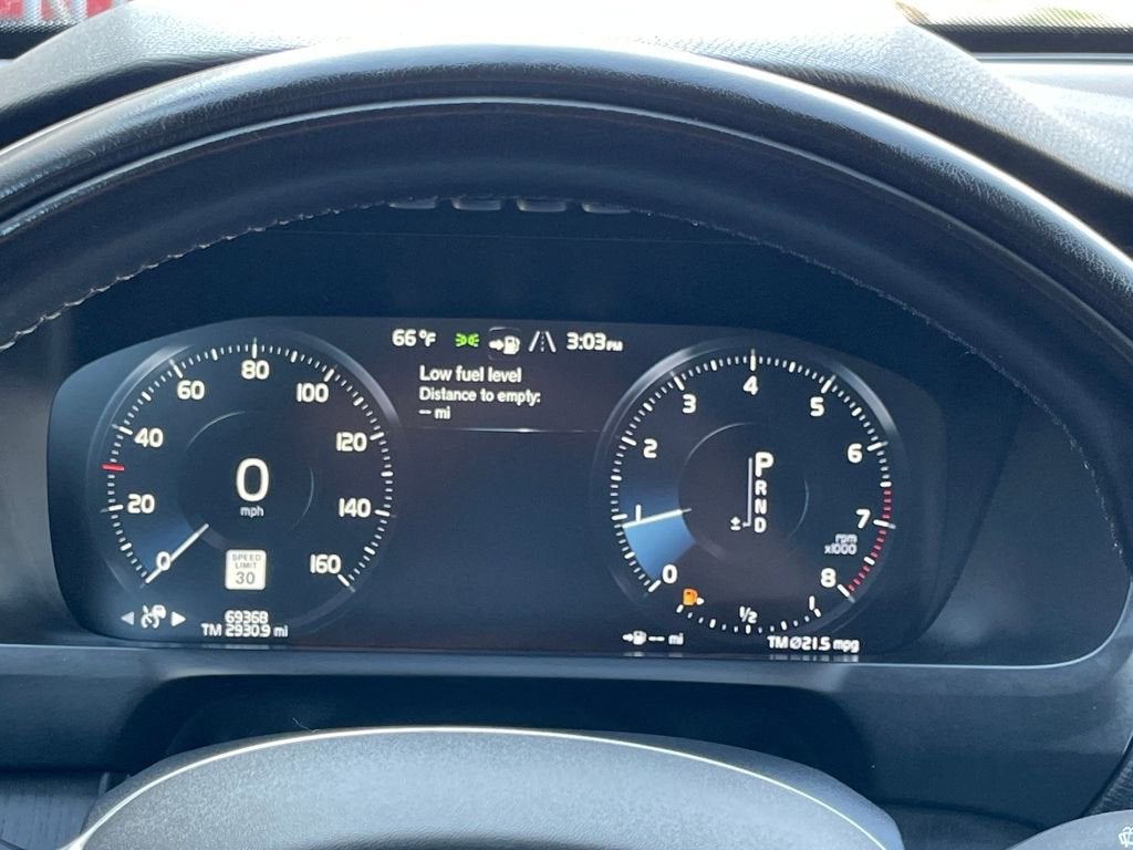 2020 Volvo XC90 Momentum