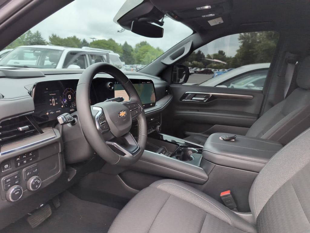 2025 Chevrolet Tahoe LS