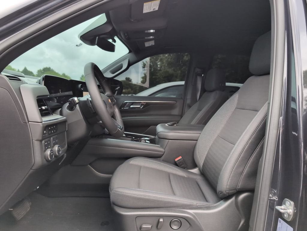 2025 Chevrolet Tahoe LS