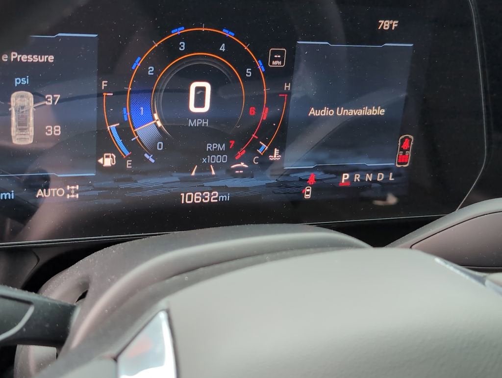 2025 Chevrolet Tahoe LS