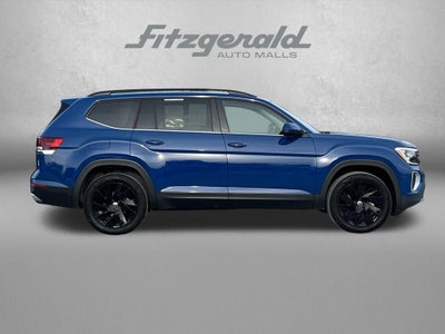2025 Volkswagen Atlas 2.0T SE w/Technology