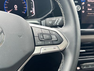 2024 Volkswagen Taos SEL