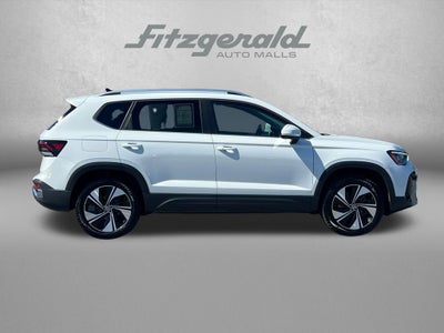 2025 Volkswagen Taos SE