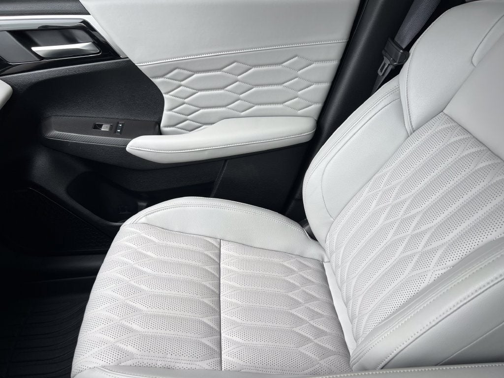 2025 Mitsubishi Outlander SEL