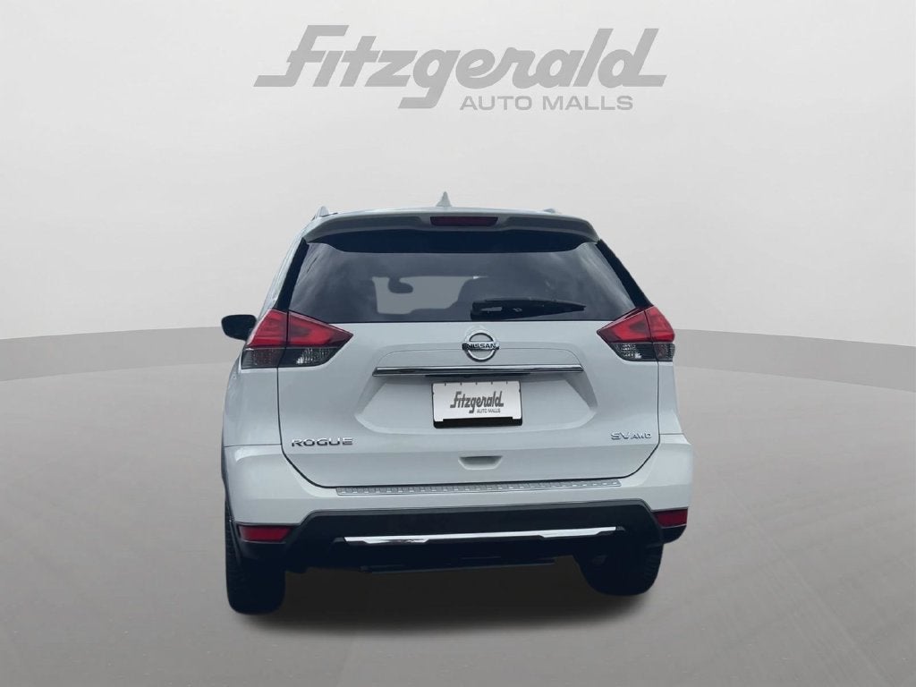 2017 Nissan Rogue SV