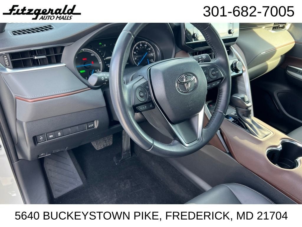 2022 Toyota Venza LE