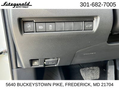 2022 Toyota Venza LE