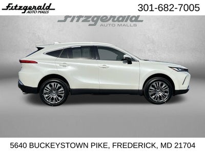 2022 Toyota Venza LE