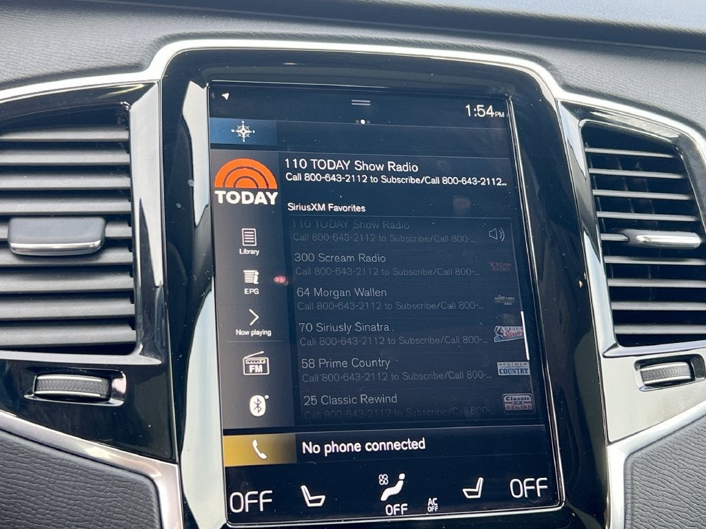 2022 Volvo XC90 Momentum