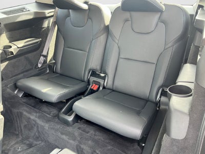 2022 Volvo XC90 Momentum