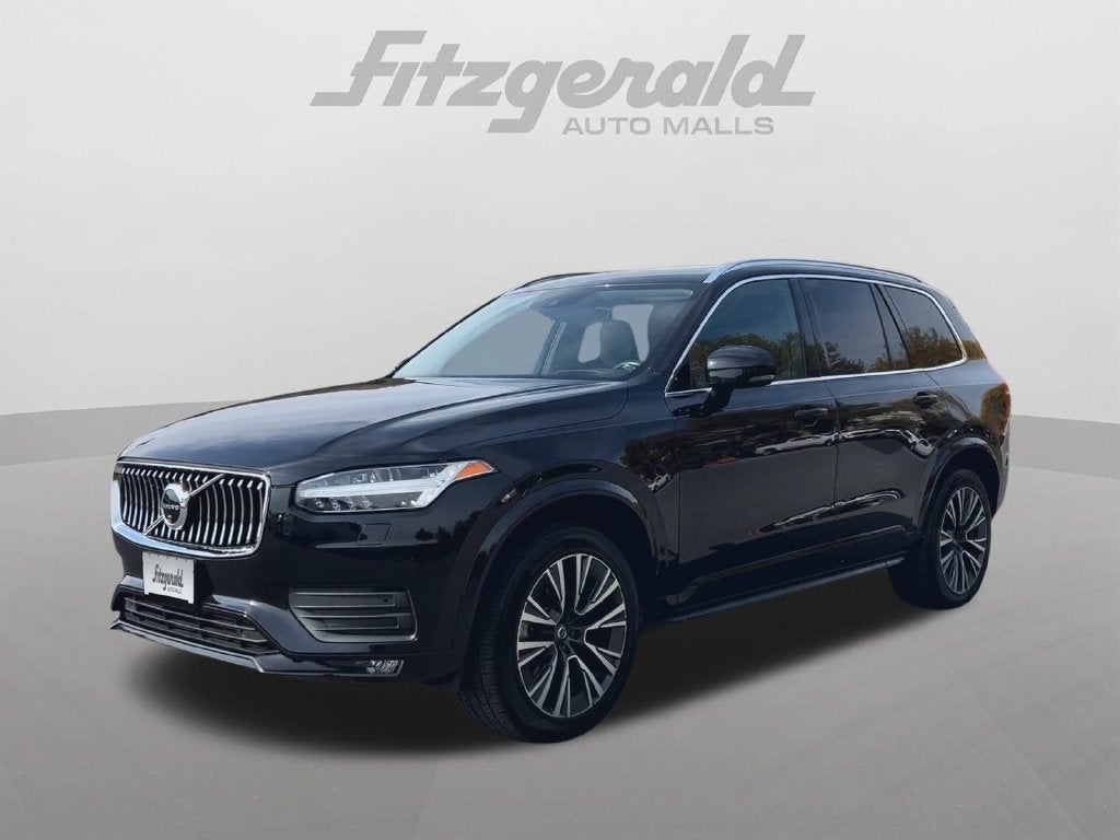 2022 Volvo XC90 Momentum
