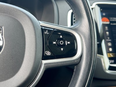 2022 Volvo XC90 Momentum