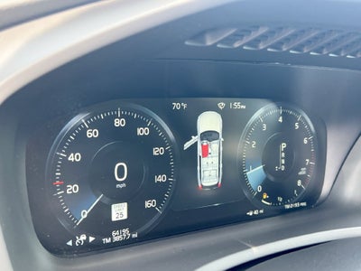 2022 Volvo XC90 Momentum
