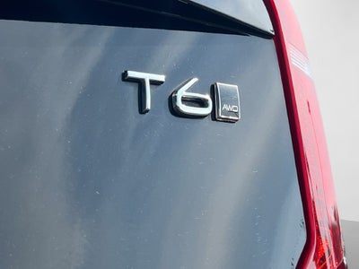 2022 Volvo XC90 Momentum