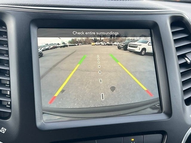 2022 Jeep Cherokee Latitude Lux